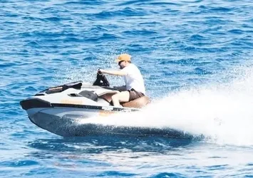 Mustafa Ceceli ile Selin İmer'in tekne tatili
