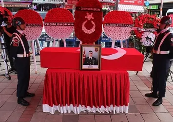 Ordu'da şehit uzman çavuş son yolculuğuna uğurlandı
