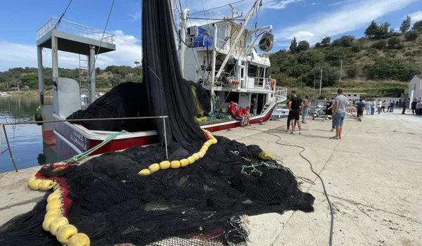 Son dakika: Tezgahlar hazır balık sezonu açıldı! Tarım ve Orman Bakanı Vahit Kirişçi’den balıkçılara müjde
