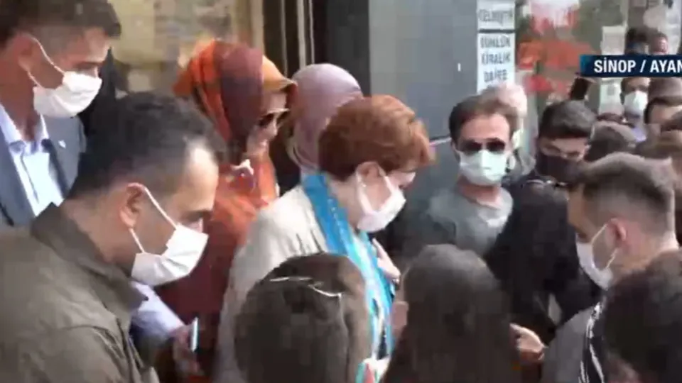 Meral Akşener’in gezisinde yine gerginlik! İYİ Partililer A Haber’i engellemeye çalıştı