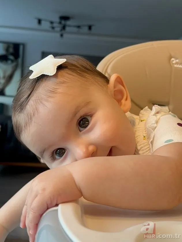 Yıldız Çağrı Atiksoy ile Berk Oktay'ın kızı Mira Milena annesinin kopyasıymış! 10