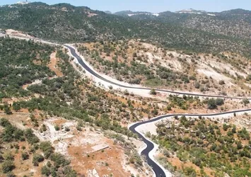 Gabar'da büyük değişim! Ulaşım ağı bölgenin can damarını oluşturuyor | Yollar 1850 metre rakıma kadar ulaştı
