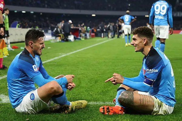Napoli Juventus'u dümdüz etti - 1