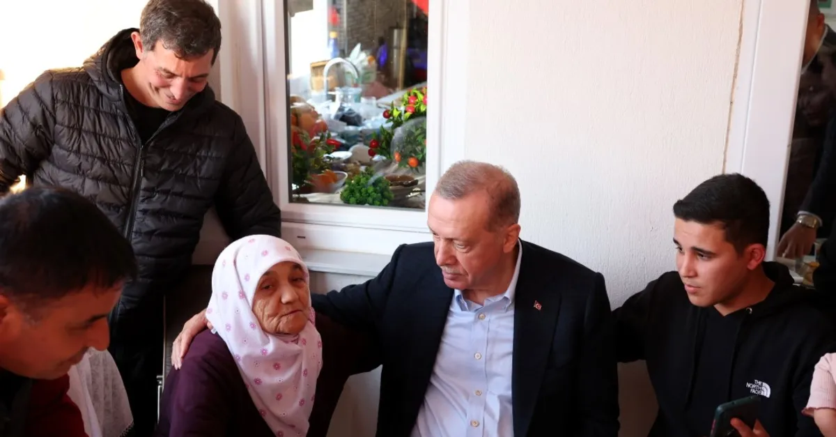 Başkan Erdoğan Antalya'da Zülfiye Ceylan'ı ziyaret etti: Yerde karıncayla beraber olan, gönlü alçak Cumhurbaşkanım."