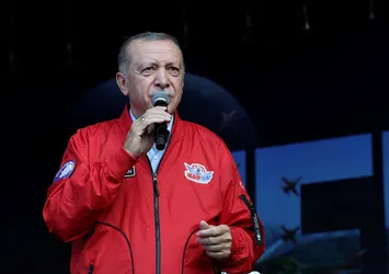 Başkan Erdoğan'dan Kemal Kılıçdaroğlu'na: Yatarak olmuyor Bay Kemal inşallah TEKNOFEST'ten ilham almışsındır