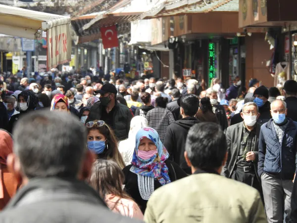 1616389748934.jpg Koronavirüs vaka sayısı arttı yeni kısıtlama haberleri geldi! Çocuk parkları ve otoparklar kapatıldı - 8