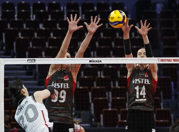 turkiye-kanada-voleybol-maci-hangi-gun-saat-kacta-filenin-sultanlari-kanadanin-karsisina-cikiyor-turkiye-voley-1664952679768.jpg Türkiye-Kanada voleybol maçı hangi gün, saat kaçta? Filenin sultanları Kanada'nın karşısına çıkıyor! Türkiye voleybol maçı hangi kanalda? - 1