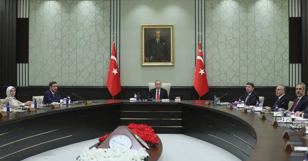 Türkiye’nin gözü kulağı Kabine’de! Kritik toplantı sona erdi! Gündemde neler var?