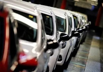 Sıfır ve ikinci el otomobilde fahiş fiyata fren! Önlemler etkisini gösterdi köpük ortadan kalktı