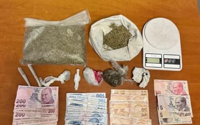 Gündüz yemek akşam uyuşturucu sattılar