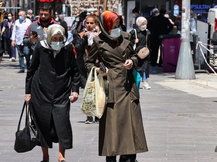 Son dakika | Türkiye için kritik seviye! Yüzde 50 yakalanırsa kısıtlamalar kalkacak