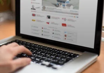 Saatte 200 bin "alt-üst soy raporu" alındı