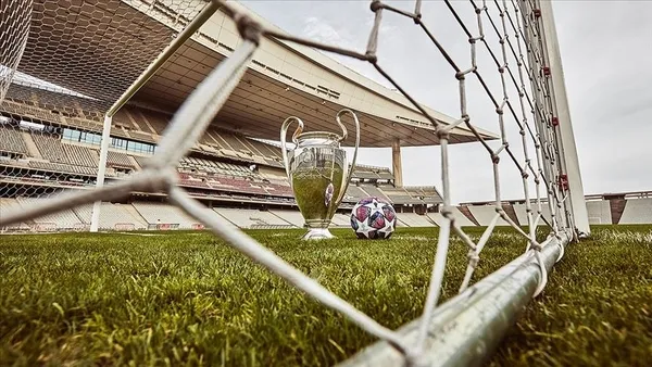 fenerbahcenin-rakibi-belli-oldu-avrupa-ligi-son-16-turu-maclari-ne-zaman-oynanacak-fenerbahcenin-rakibi-kim-ol-1677227396135.jpg Fenerbahçe'nin rakibi kim oldu? Fenerbahçe'nin rakibi belli oldu! Avrupa Ligi son 16 turu maçları ne zaman oynanacak? - 1