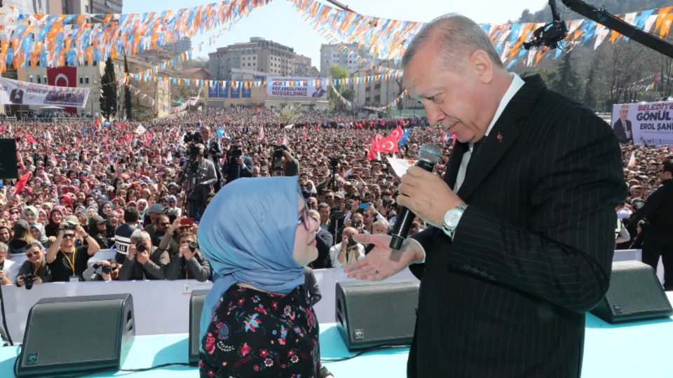 Başkan Erdoğan'dan mektup yazan küçük kıza sürpriz