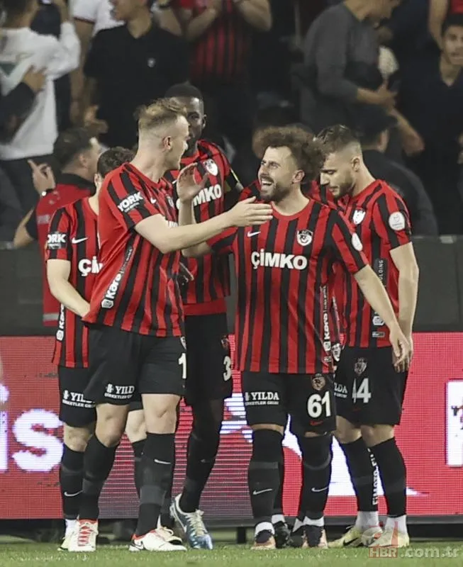 Galatasaray Fenerbahçe ve Beşiktaş'a fark attı! Gol iptallerinde çarpıcı istatistik: Mauro Icardi orada da zirvede 14