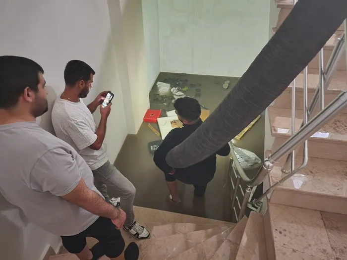 iskinin-ihmali-umraniyede-su-baskinlarina-neden-oldu-1725375481076.jpg İSKİ'nin ihmali Ümraniye'de su baskınlarına neden oldu - 1