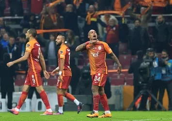 Selçuk İnan ve Nigel de Jong'a tam not