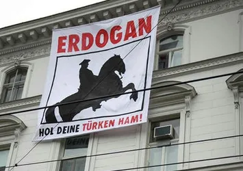 Türkiye’nin Viyana Büyükelçiliğine saldırı