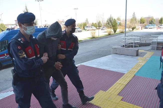 Konya’da 20 yaşındaki Buket başından vurulmuş şekilde bulunmuştu! 3 kişi adliyeye sevk edildi - 6