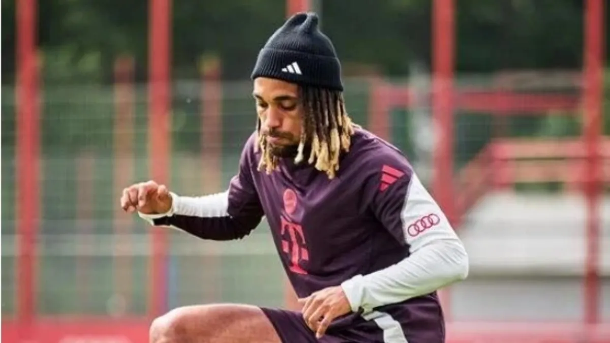 Sacha Boey sezonu erken açtı! Bayern Münih'te çalışmalara başladı...