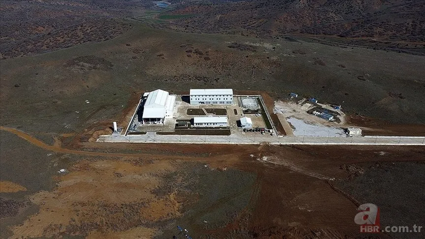 Türkiye nisanda gaza bastı! Başkan Erdoğan vizyon projelerini tek tek devreye soktu: Togg'dan TCG Anadolu'ya, İMECE'den şehir hastanelerine... 9