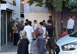 Tüyler ürperten manzara! Ağaçta bulundu
