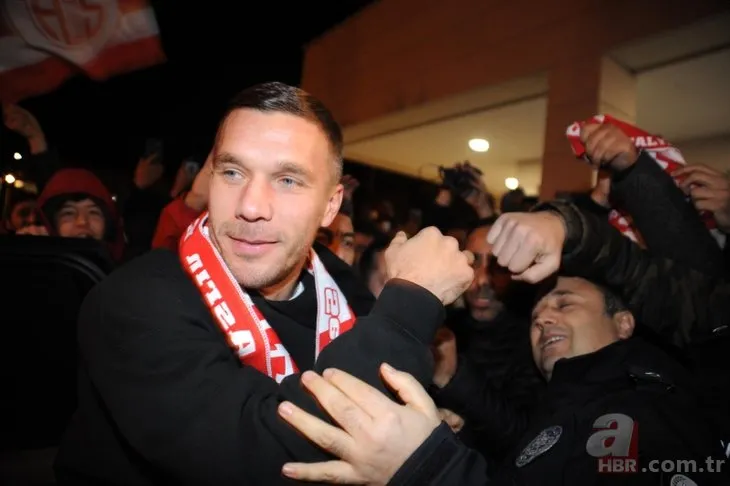 Lukas Podolski Antalyaspor’da! Tarihi görüntüler...