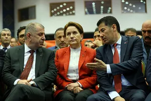 İyi Partide istifa haberleri peş peşe geldi!