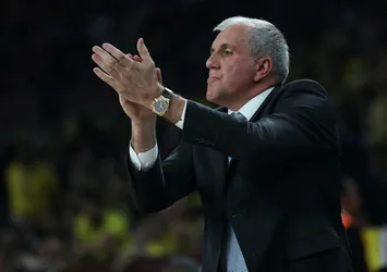 Obradovic: "Sahada yatıp kalkıyorum"