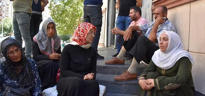 KADEM’den HDP Diyarbakır İl Binası önünde eylem yapan annelere destek ziyareti