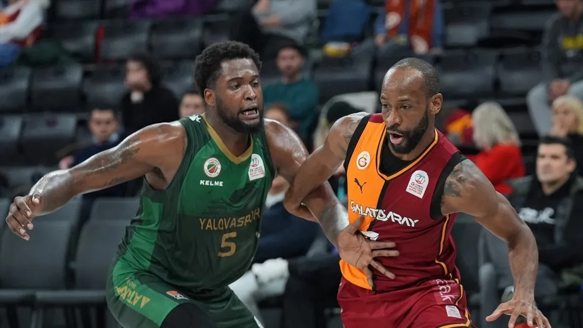 Galatasaray Yalovaspor Basketbol'u mağlup etti