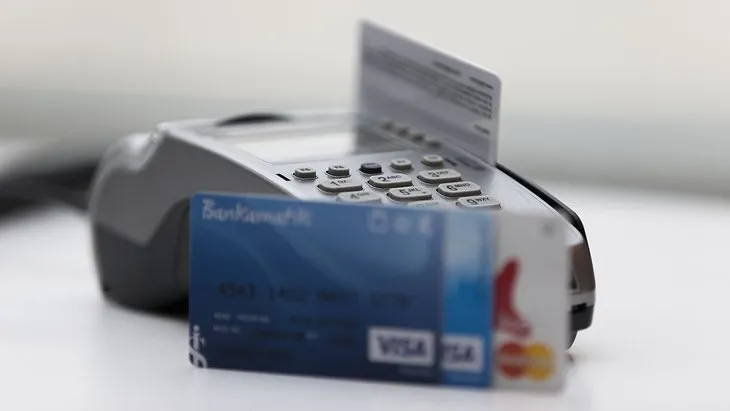 Kredi kartı borcu olanlara müjde! 2020 faiz oranları düştü! Kredi kartı faizleri ne kadar oldu?