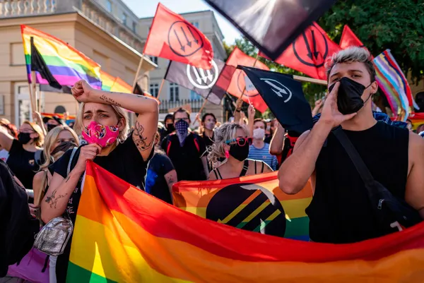 lgbt-salgina-donusuyor-urkutucu-tablo-gozler-onune-serildi-1674705521087.jpg LGBT salgına dönüşüyor! Ürkütücü tablo gözler önüne serildi - 3