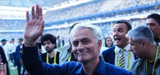 Jose Mourinho’dan Galatasaray’a ters köşe! Fenerbahçe yılın bombasını patlatıyor