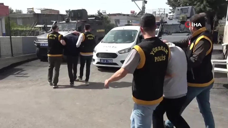 Sokak ortasındaki dayağa 2 tutuklama