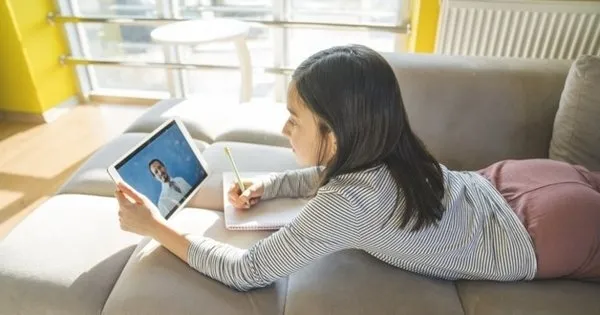 Milli Eğitim Bakanı Selçuk binlerce öğrenciye müjdeyi verdi! Tablet başvurusu yapan öğrenciler dikkat