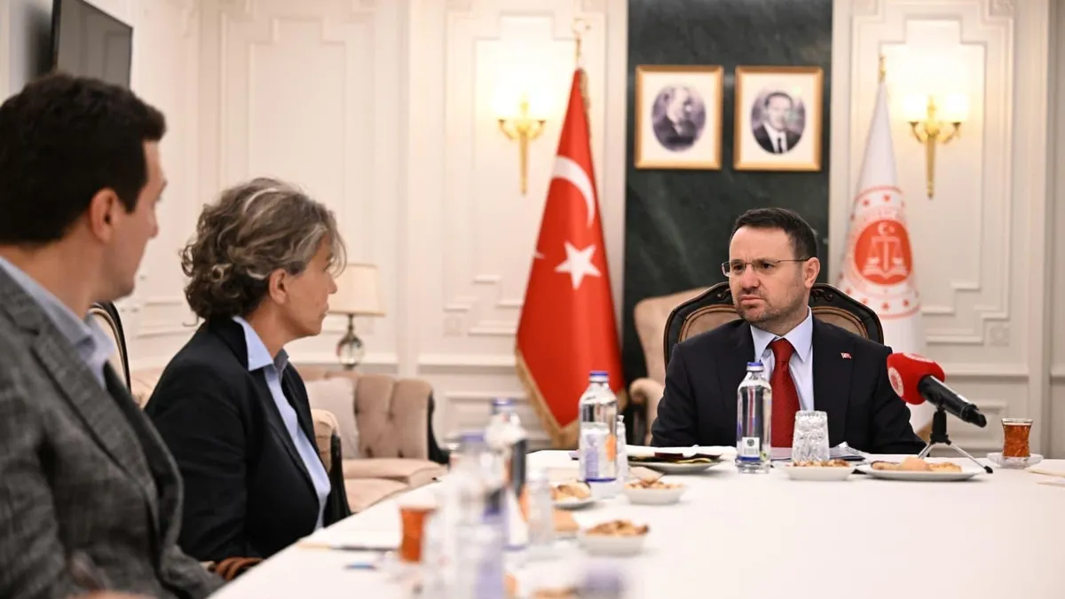 Adalet Bakanı Akın Gürlek'ten iki kritik görüşme: Behçet Oktay ve Uğur Mumcu dosyaları ele alındı