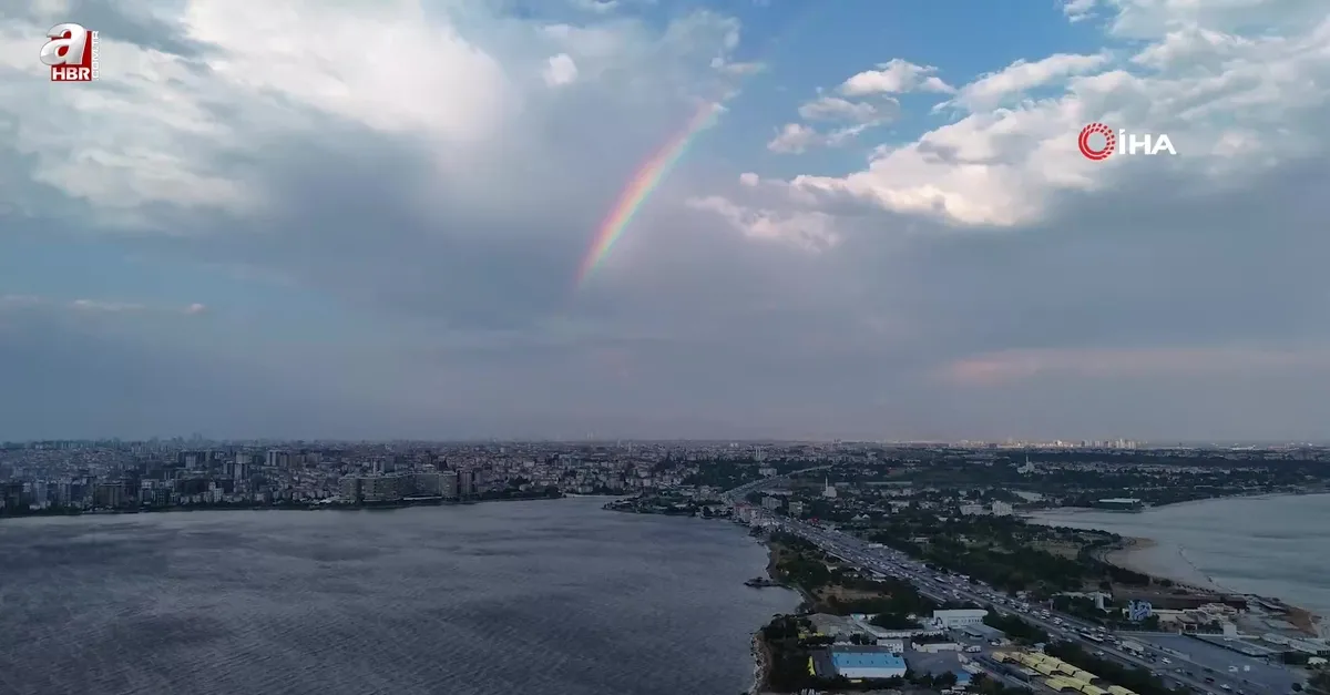 İstanbul'da fırtına sonrası gökkuşağı