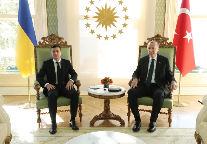 Başkan Erdoğan ile Ukrayna Devlet Başkanı Volodimir Zelenski arasında kritik görüşme! İşte masadaki konular - 4