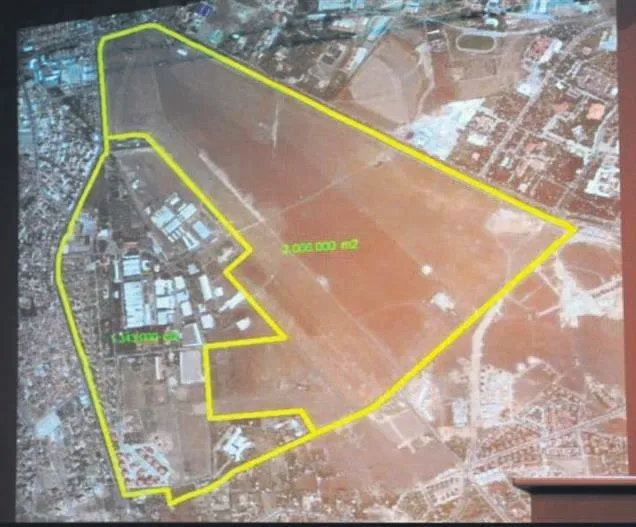 70 yıldır yer altında gömülü olan savaş uçakları çıkartılıyor - 1