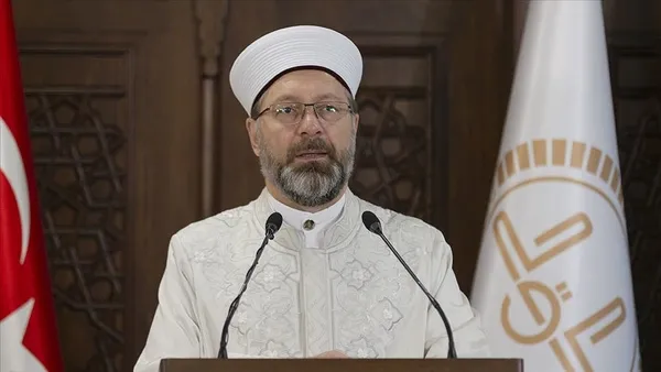 1657876802264.jpg Diyanet İşleri Başkanı Ali Erbaş'tan 15 Temmuz ve FETÖ'nün hedefleri hakkında flaş açıklama! - 4
