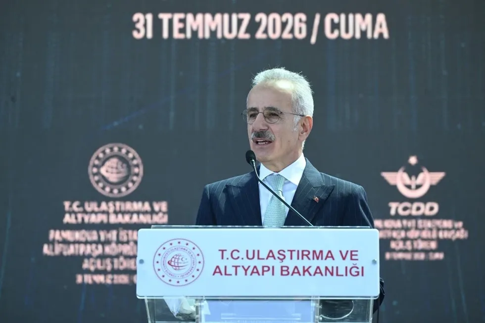 Sakarya’nın ulaşım ağı güçlendi! Pamukova YHT İstasyonu ve Alifuatpaşa Köprülü Kavşağı açıldı - 4