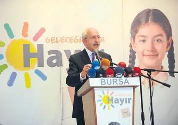 CHP'nin 'hayır' afişindeki çocuk bile yabancıymış!