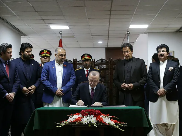 Başkan Erdoğan: Dün Çanakkale bugün Keşmir! Hiçbir farkı yoktur