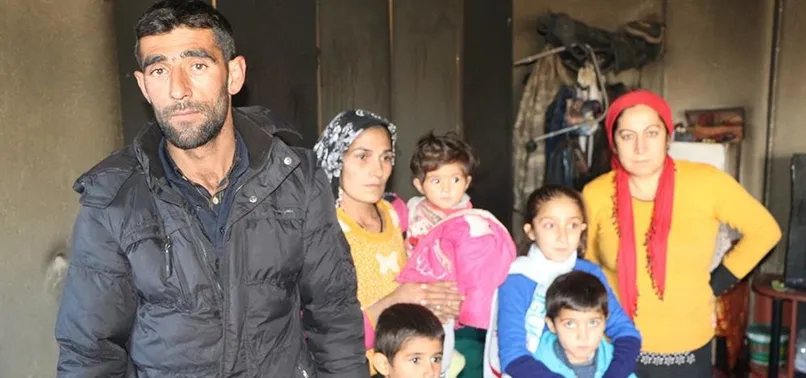 Yastık içindeki ev parası kül oldu