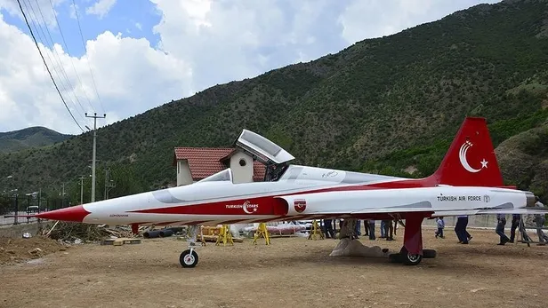 konyada-askeri-ucak-nereye-dustu-konyada-son-durum-ne-pilotun-saglik-durumu-nasil-konyada-dusen-ucagin-modeli-1670323396474.jpg Konya'da askeri uçak nereye düştü? Konya'da son durum ne? Pilotun sağlık durumu nasıl? Konya'da düşen uçağın modeli ne? - 5