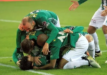 Bursaspor zirveden kopmadı