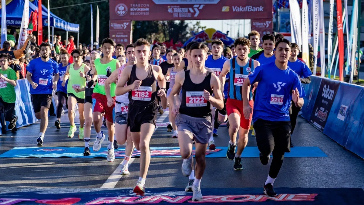 Karadeniz kıyısında uluslararası şölen: Trabzon Yarı Maratonu’nda rekor katılım
