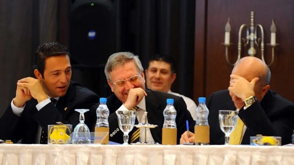 Ali Koç ve Aziz Yıldırım savaşında kim doğru söylüyor? İşte olayların perde arkası