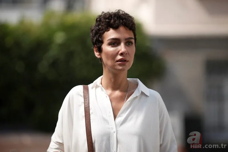 Kuş Uçuşu’nun Lale’si Birce Akalay değişimiyle şoke etti! Estetik harikası çıktı! Boneli pozlarıyla gündeme oturan Birce Akalay’ın estetiksiz hali 8